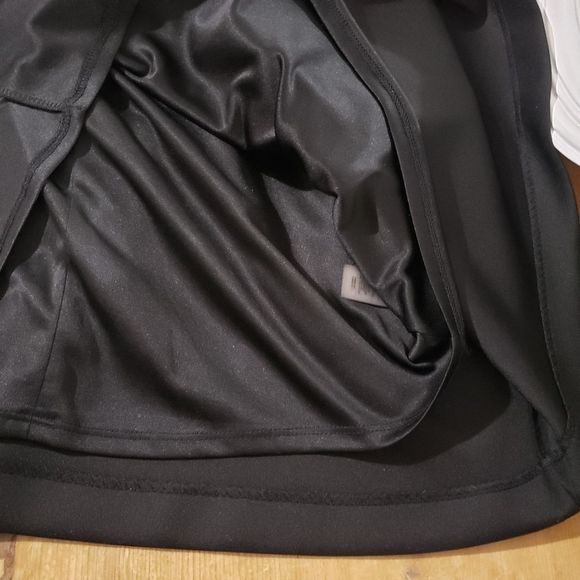 Guess Size 4 Black Sleeveless Racer Back Fit and Flare Halter Dress with Pockets - Picture 9 of 10